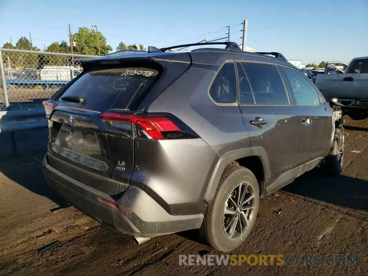 4 Photograph of a damaged car JTMG1RFV2LD064816 TOYOTA RAV4 2020