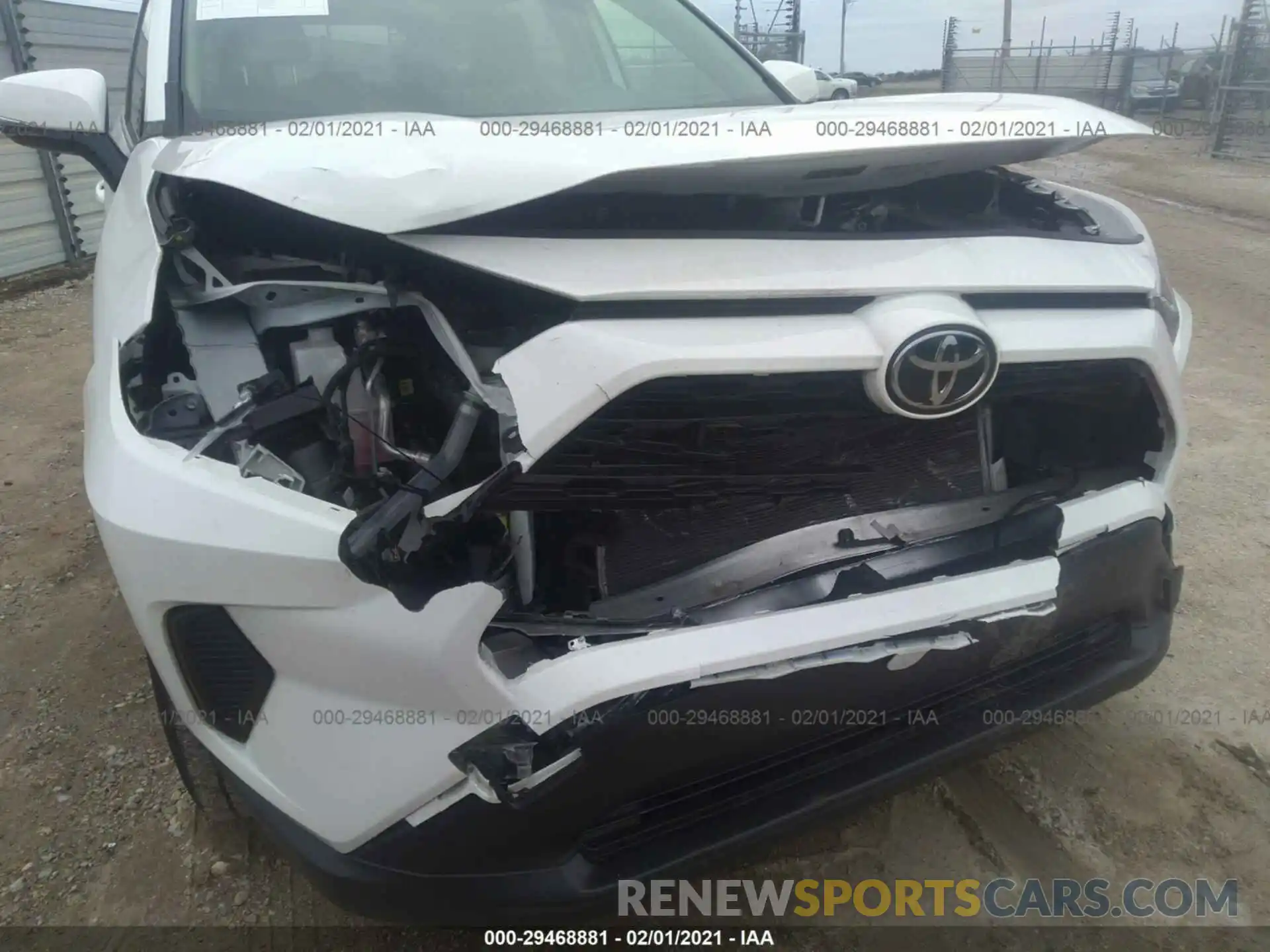 6 Фотография поврежденного автомобиля JTMG1RFV3LD061102 TOYOTA RAV4 2020