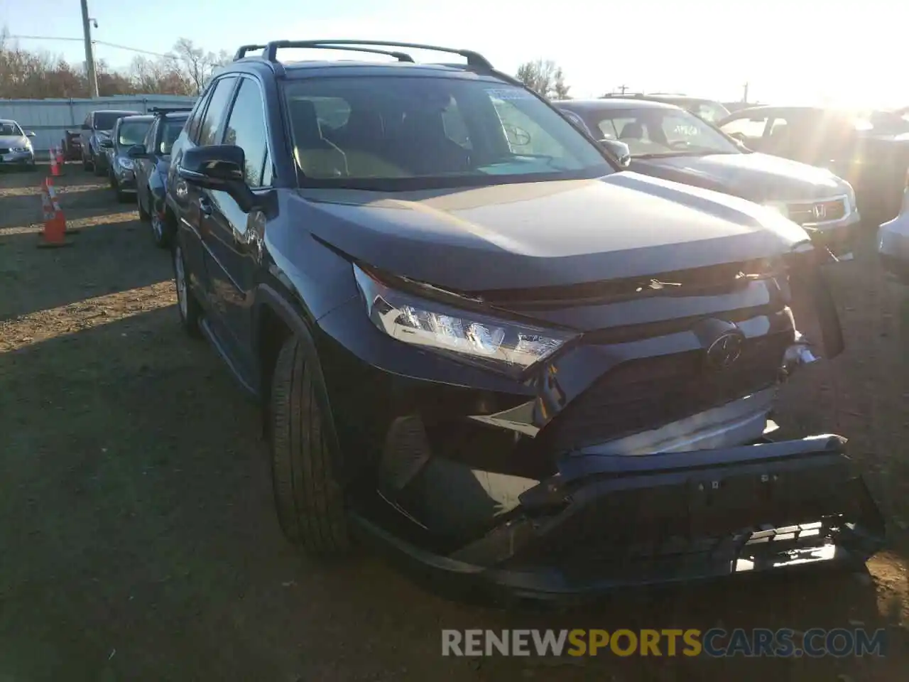 1 Photograph of a damaged car JTMG1RFV5LD064079 TOYOTA RAV4 2020