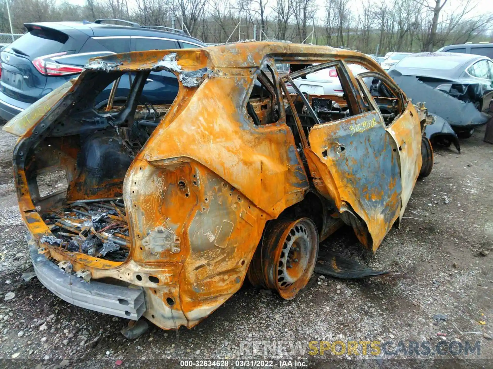 4 Photograph of a damaged car JTMG1RFV5LD067452 TOYOTA RAV4 2020