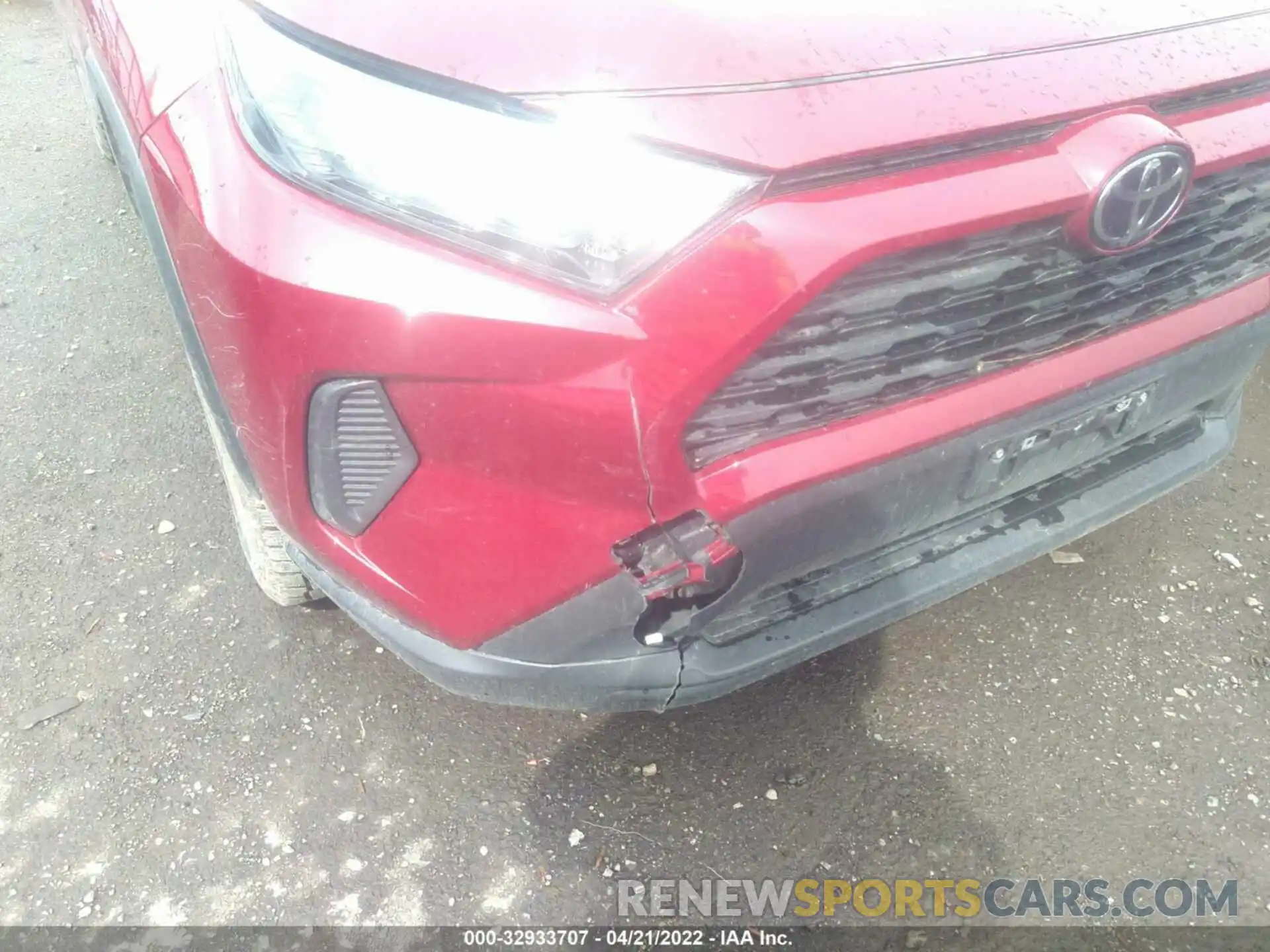 6 Photograph of a damaged car JTMG1RFV6LD050479 TOYOTA RAV4 2020