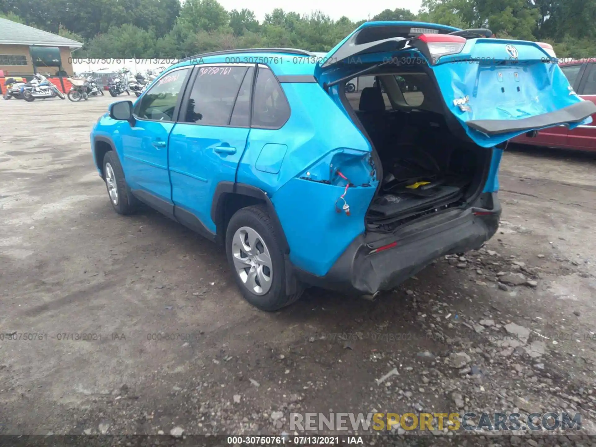 3 Фотография поврежденного автомобиля JTMG1RFV8LD060561 TOYOTA RAV4 2020