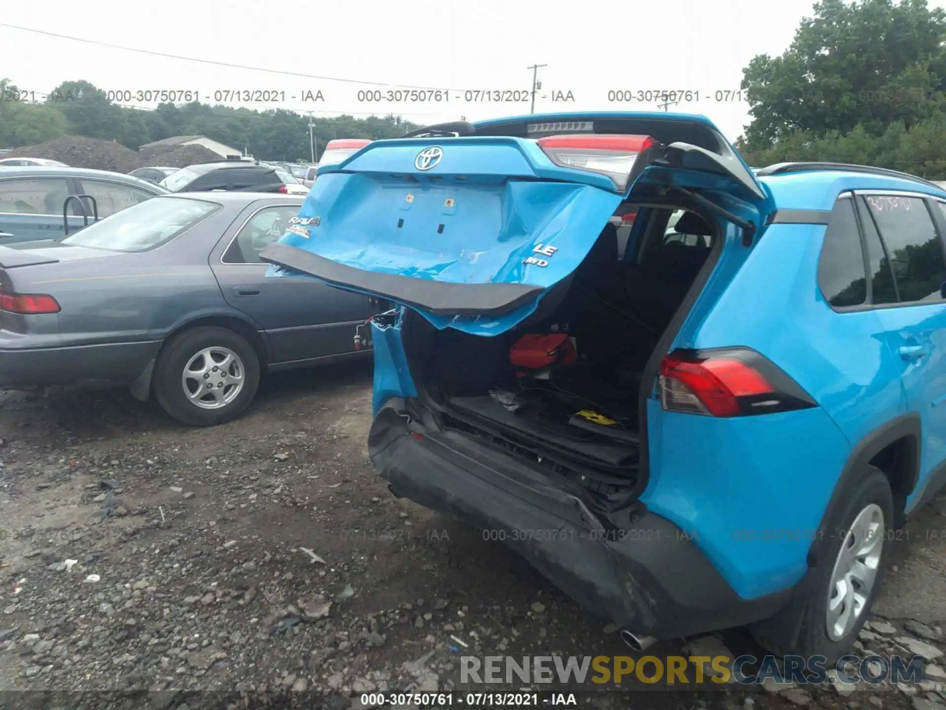 6 Фотография поврежденного автомобиля JTMG1RFV8LD060561 TOYOTA RAV4 2020