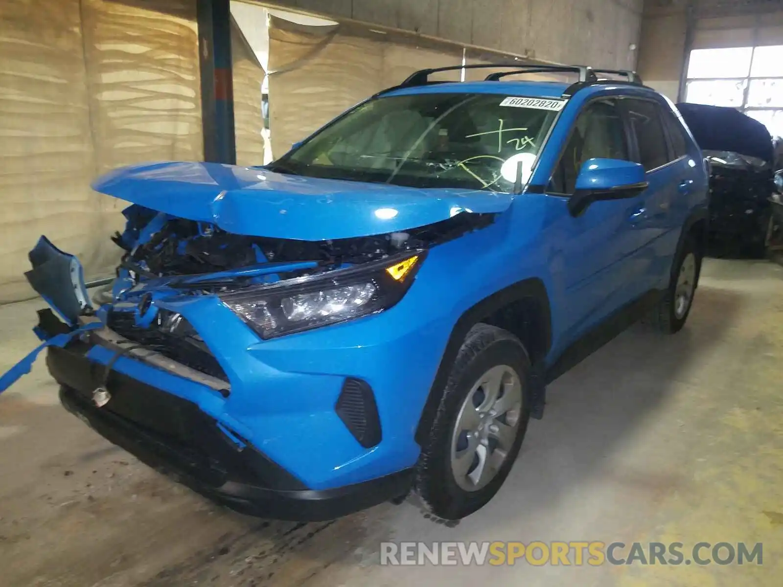 2 Photograph of a damaged car JTMG1RFV9LD060990 TOYOTA RAV4 2020