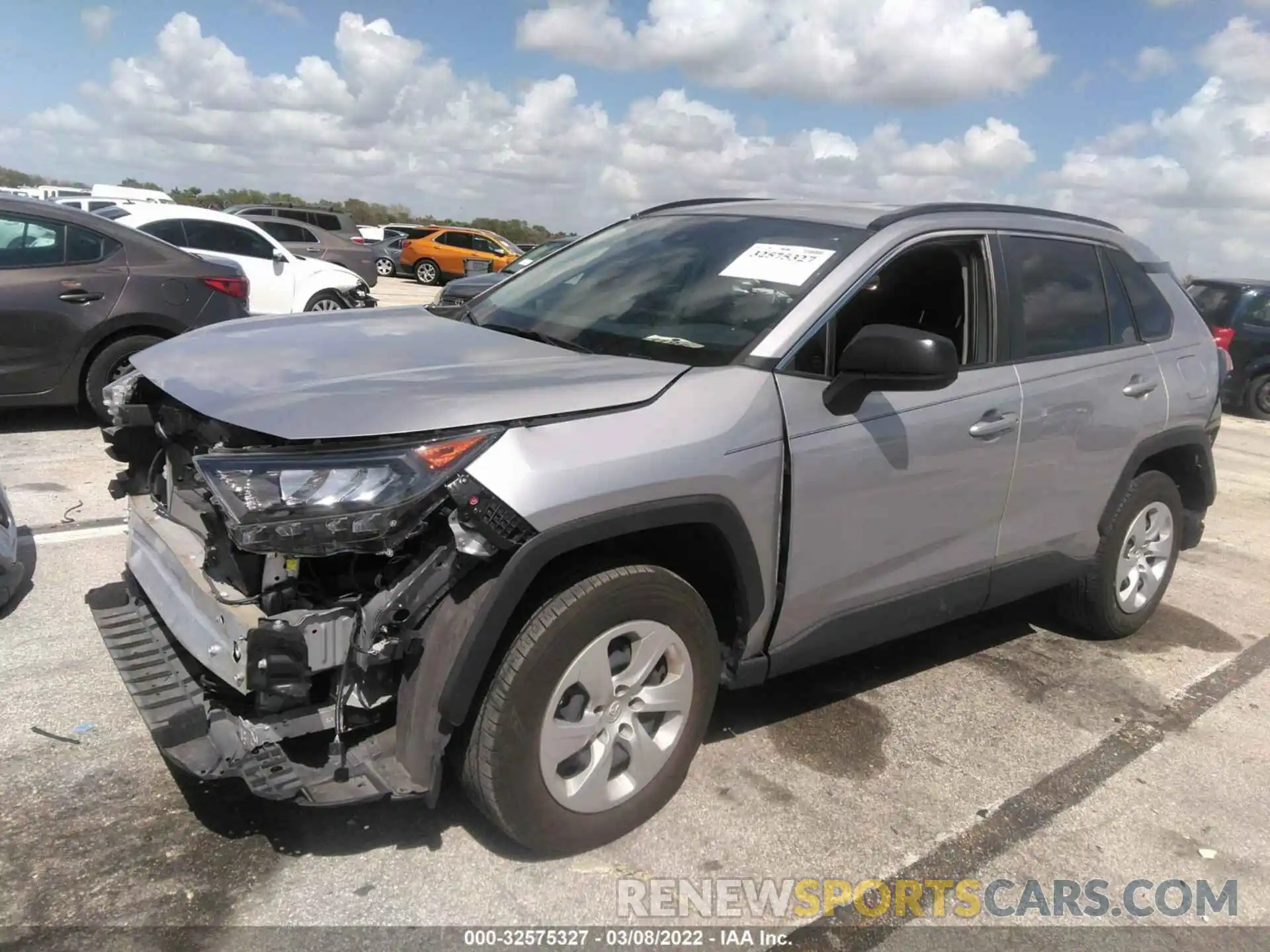 2 Фотография поврежденного автомобиля JTMH1RFV0LD046206 TOYOTA RAV4 2020