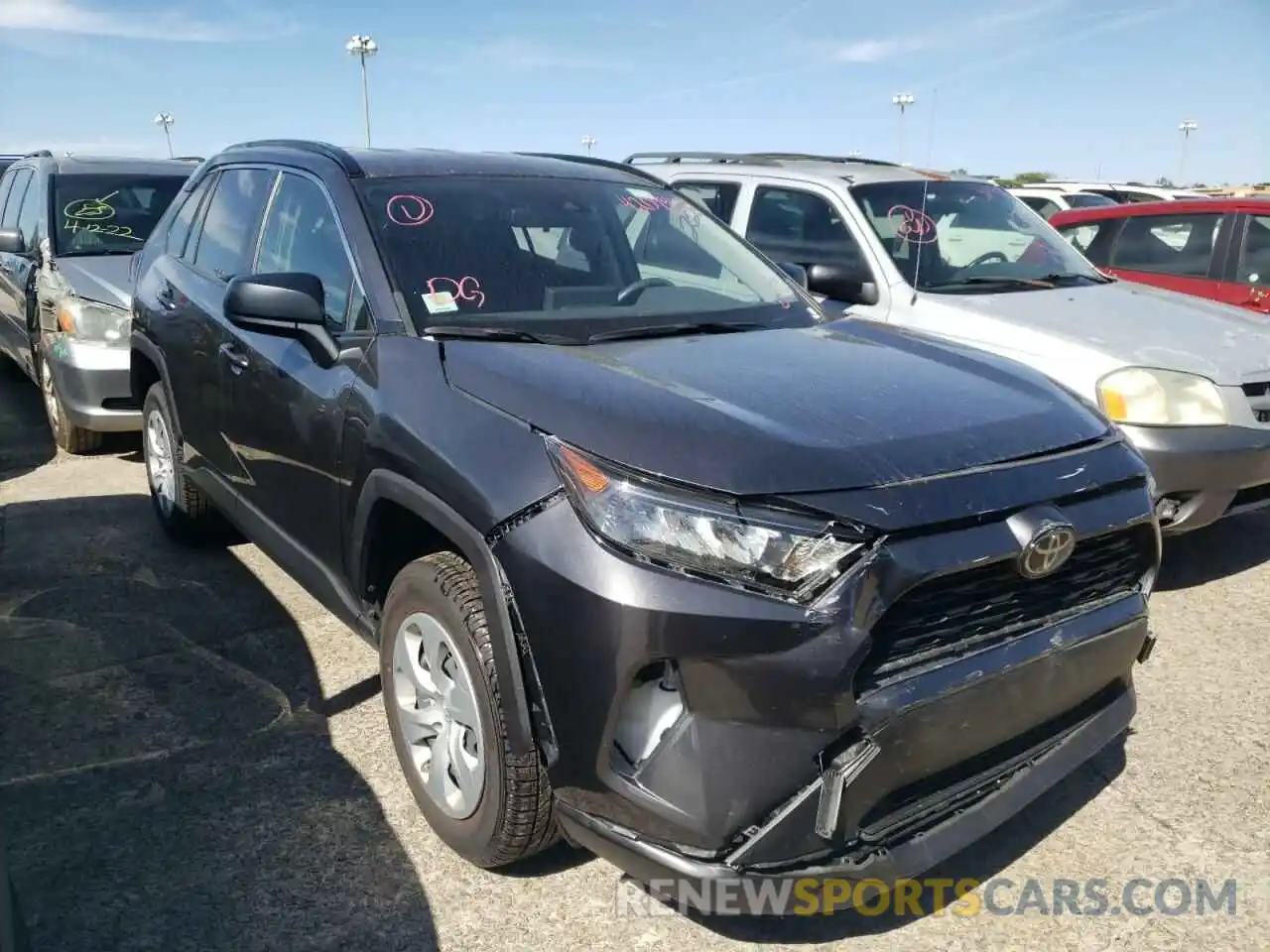 1 Photograph of a damaged car JTMH1RFV1LD045856 TOYOTA RAV4 2020