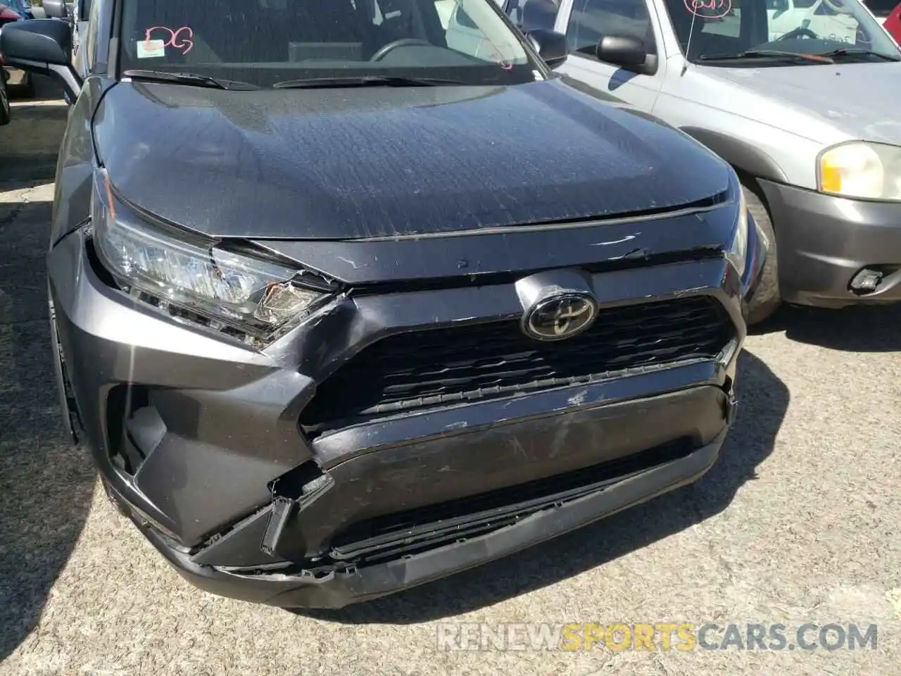 9 Photograph of a damaged car JTMH1RFV1LD045856 TOYOTA RAV4 2020