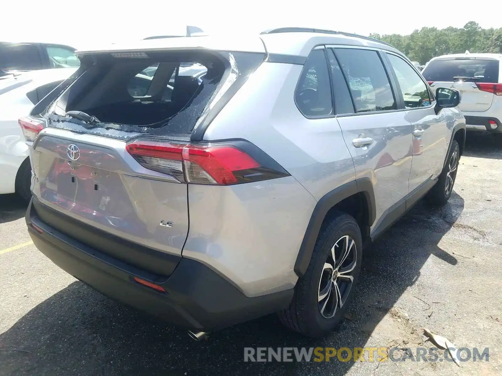 4 Photograph of a damaged car JTMH1RFV2LD046837 TOYOTA RAV4 2020