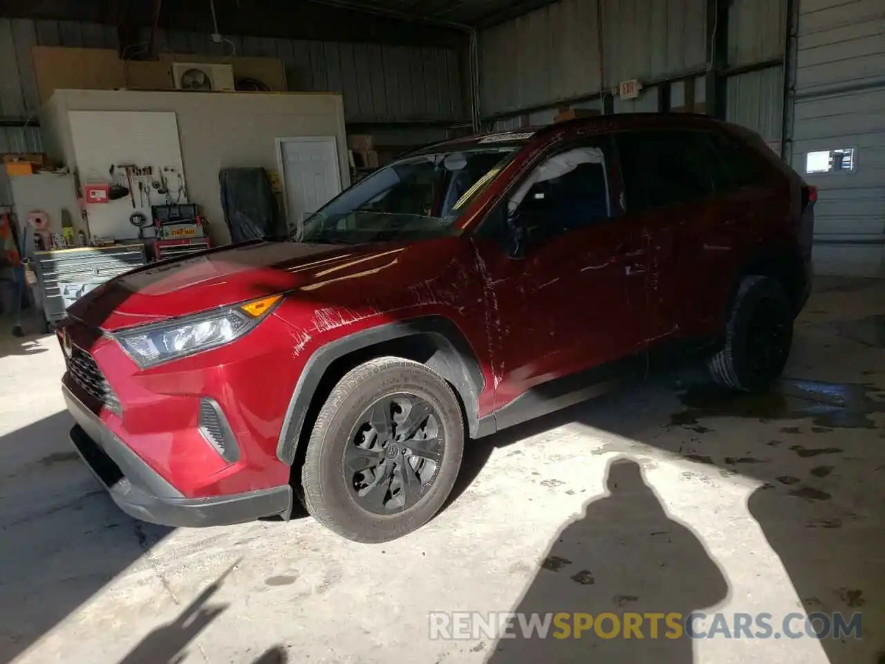 1 Photograph of a damaged car JTMH1RFV2LD050919 TOYOTA RAV4 2020