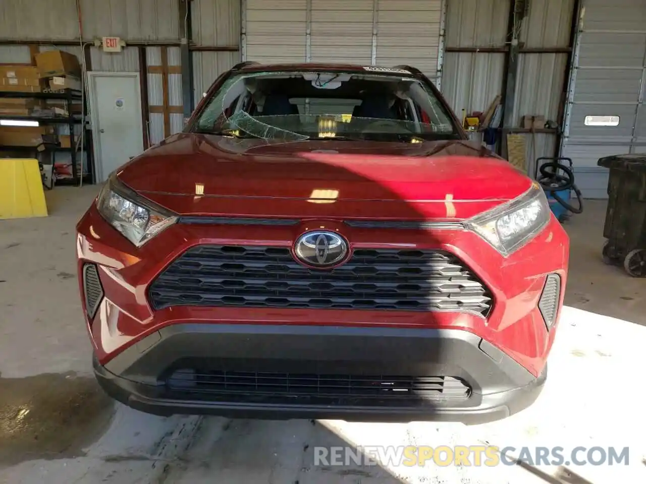 5 Photograph of a damaged car JTMH1RFV2LD050919 TOYOTA RAV4 2020