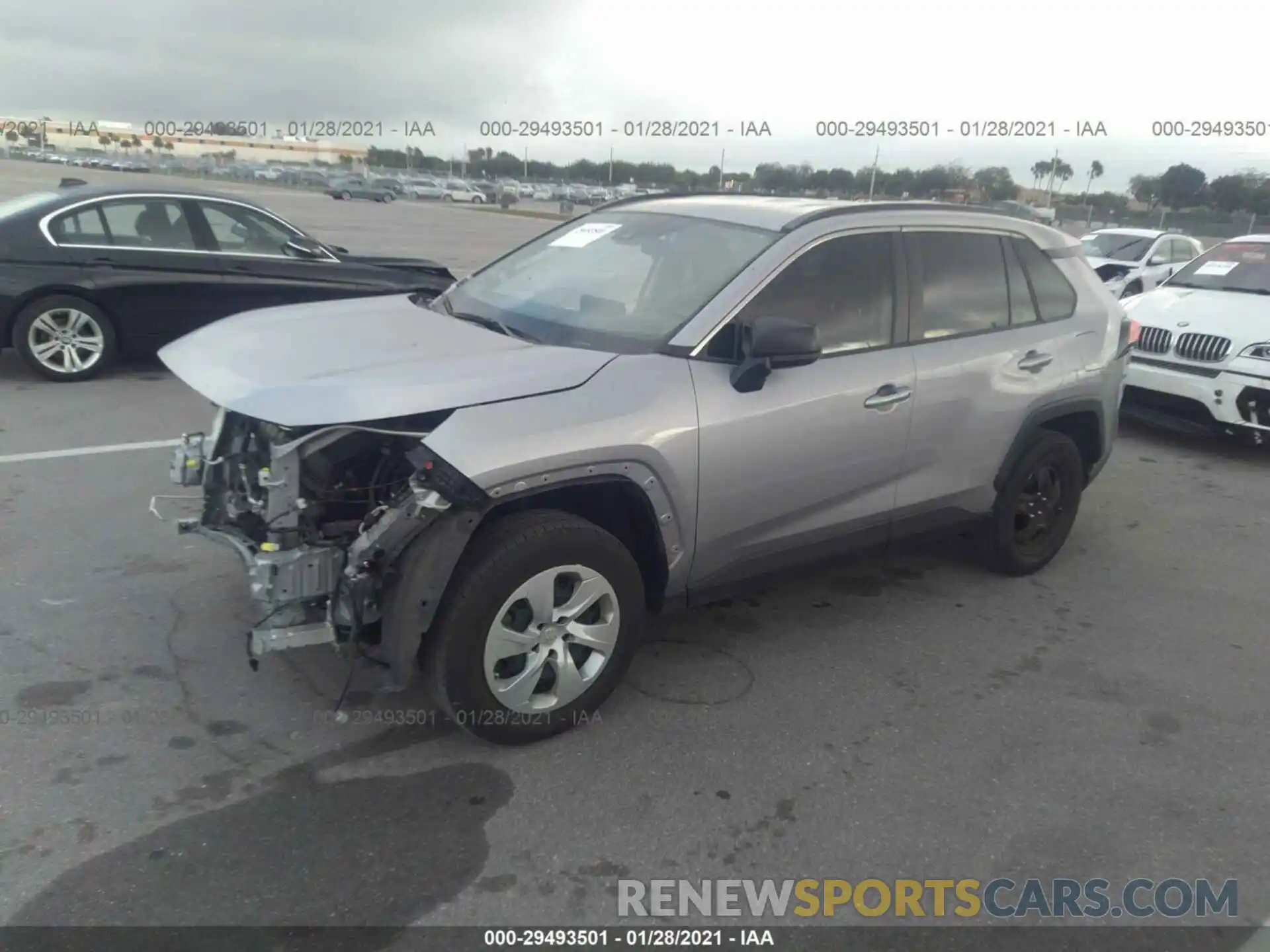 2 Фотография поврежденного автомобиля JTMH1RFV4LD046273 TOYOTA RAV4 2020