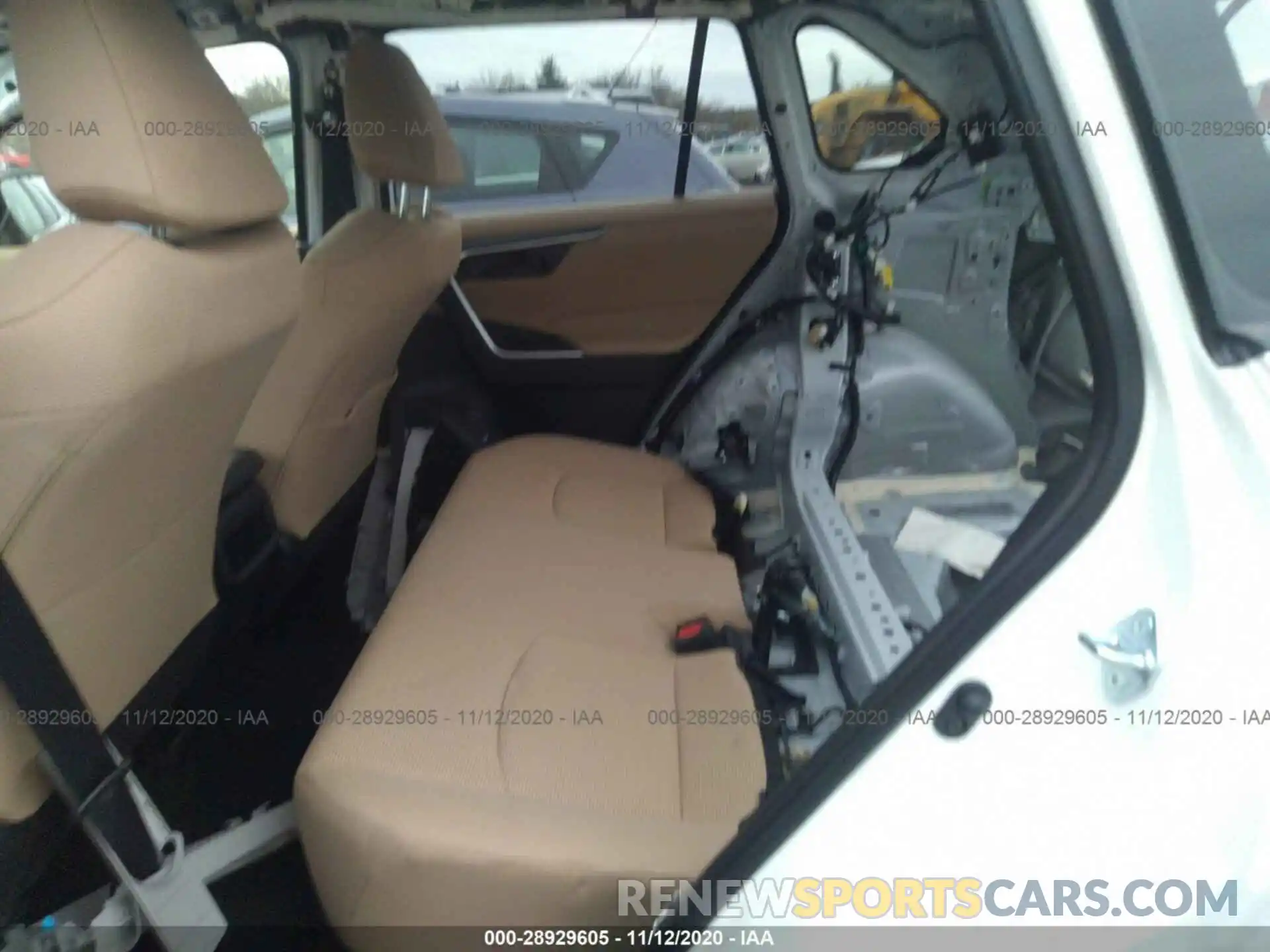 8 Фотография поврежденного автомобиля JTMH1RFV4LD060366 TOYOTA RAV4 2020