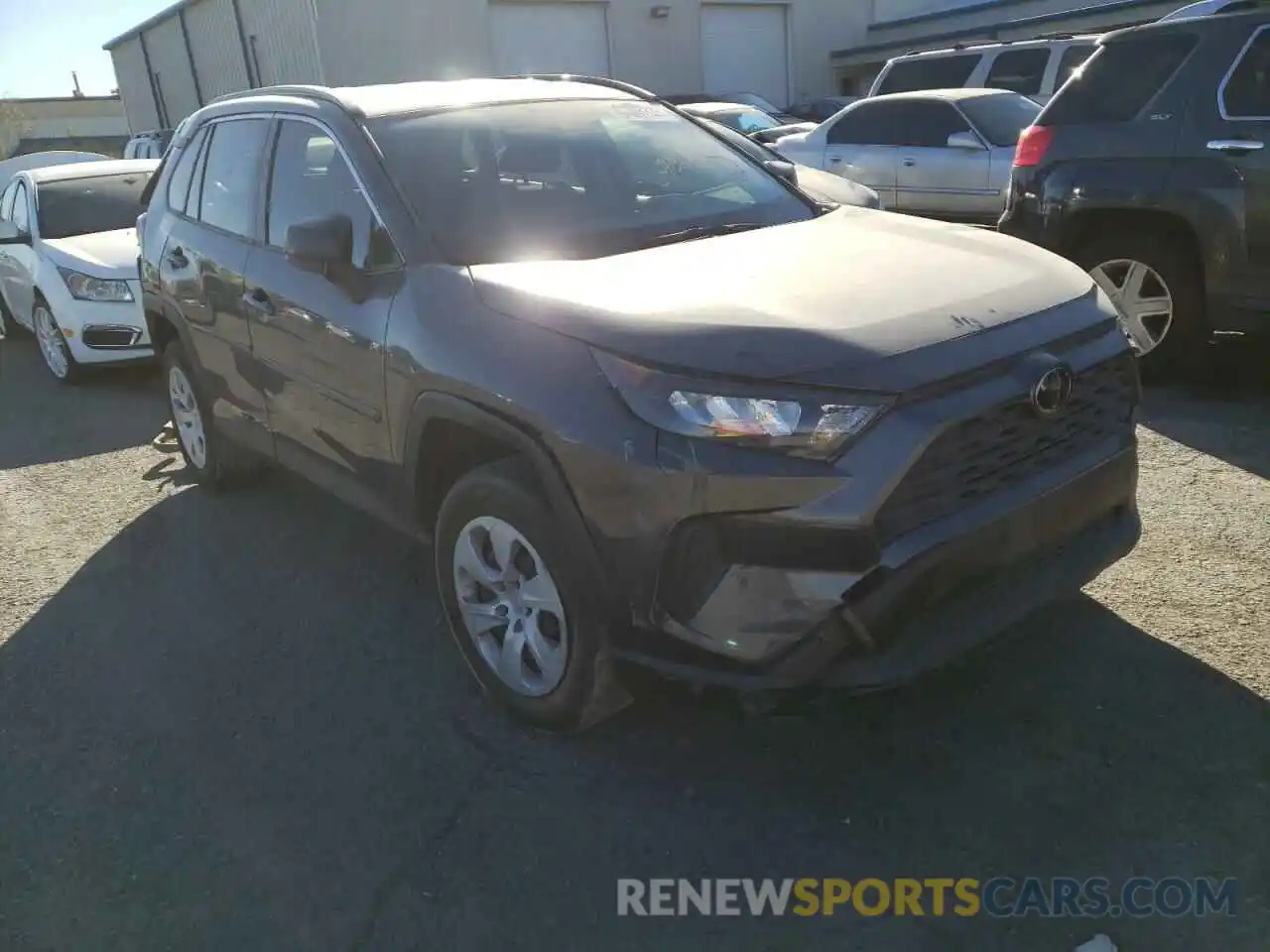 1 Photograph of a damaged car JTMH1RFV4LD522067 TOYOTA RAV4 2020