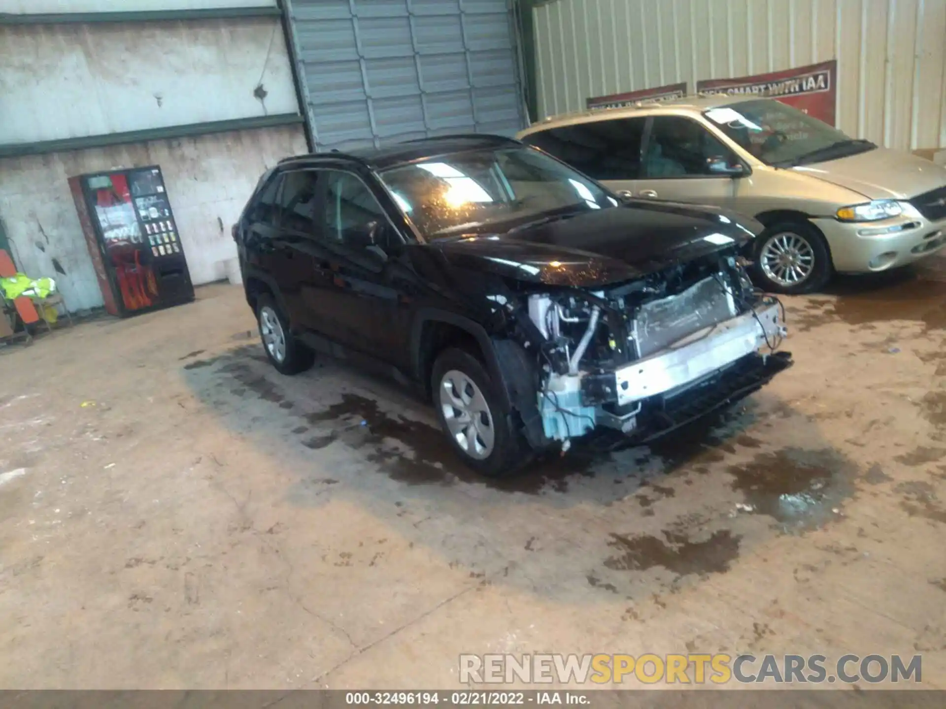 1 Photograph of a damaged car JTMH1RFV5LD052759 TOYOTA RAV4 2020