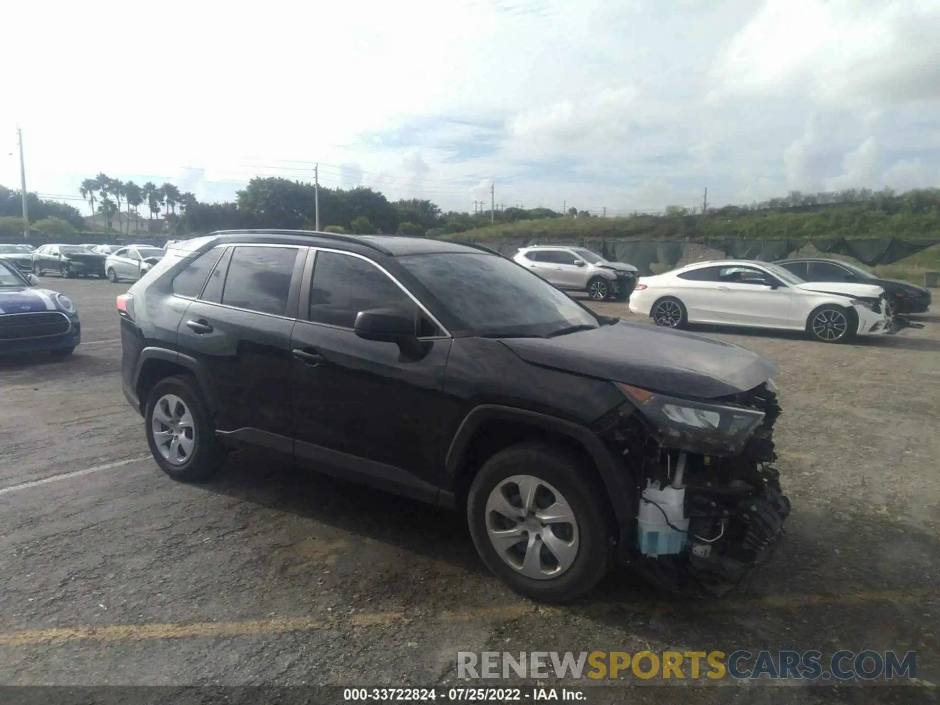 1 Photograph of a damaged car JTMH1RFV5LD522451 TOYOTA RAV4 2020