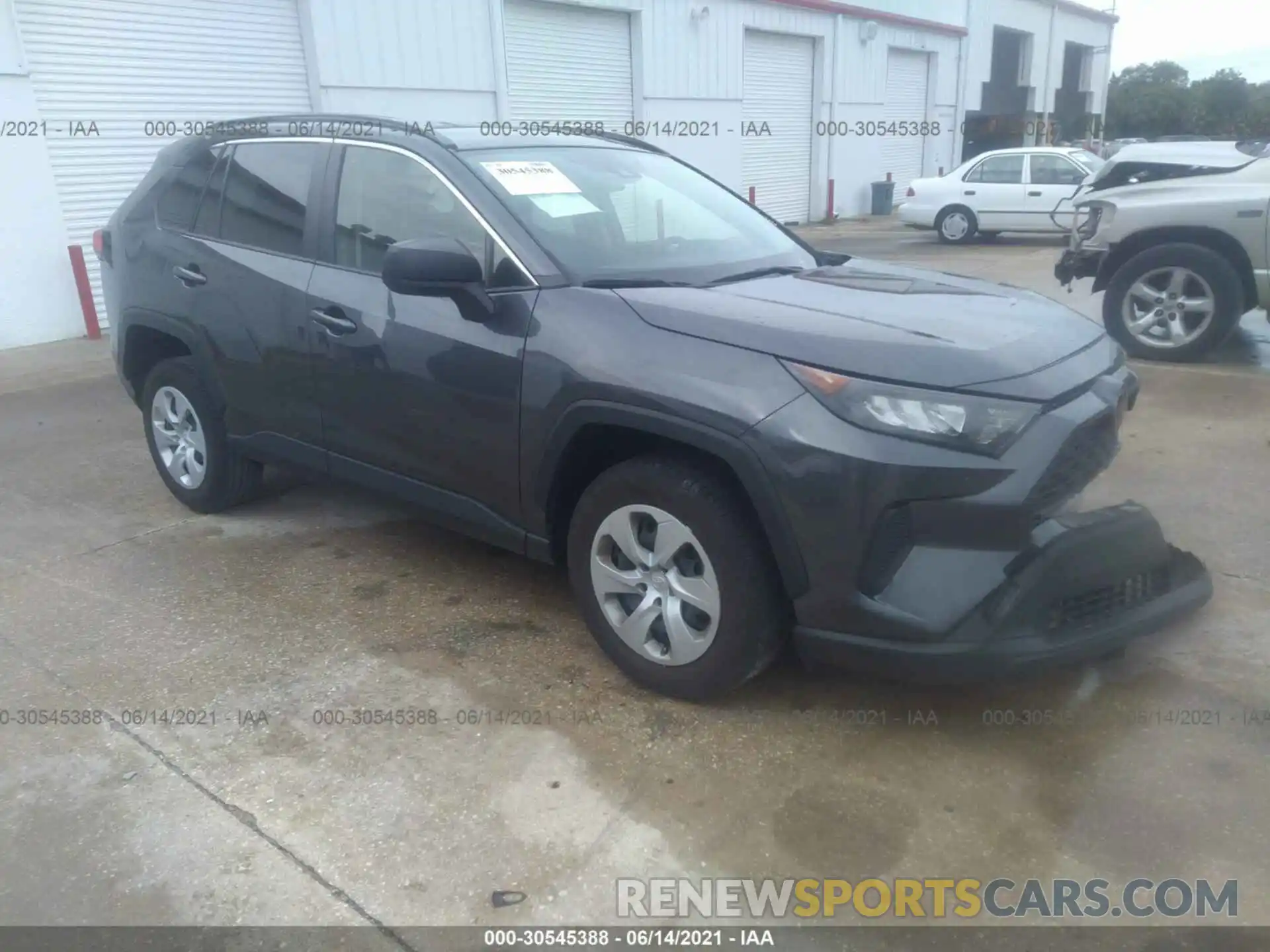 1 Photograph of a damaged car JTMH1RFV6LD048011 TOYOTA RAV4 2020