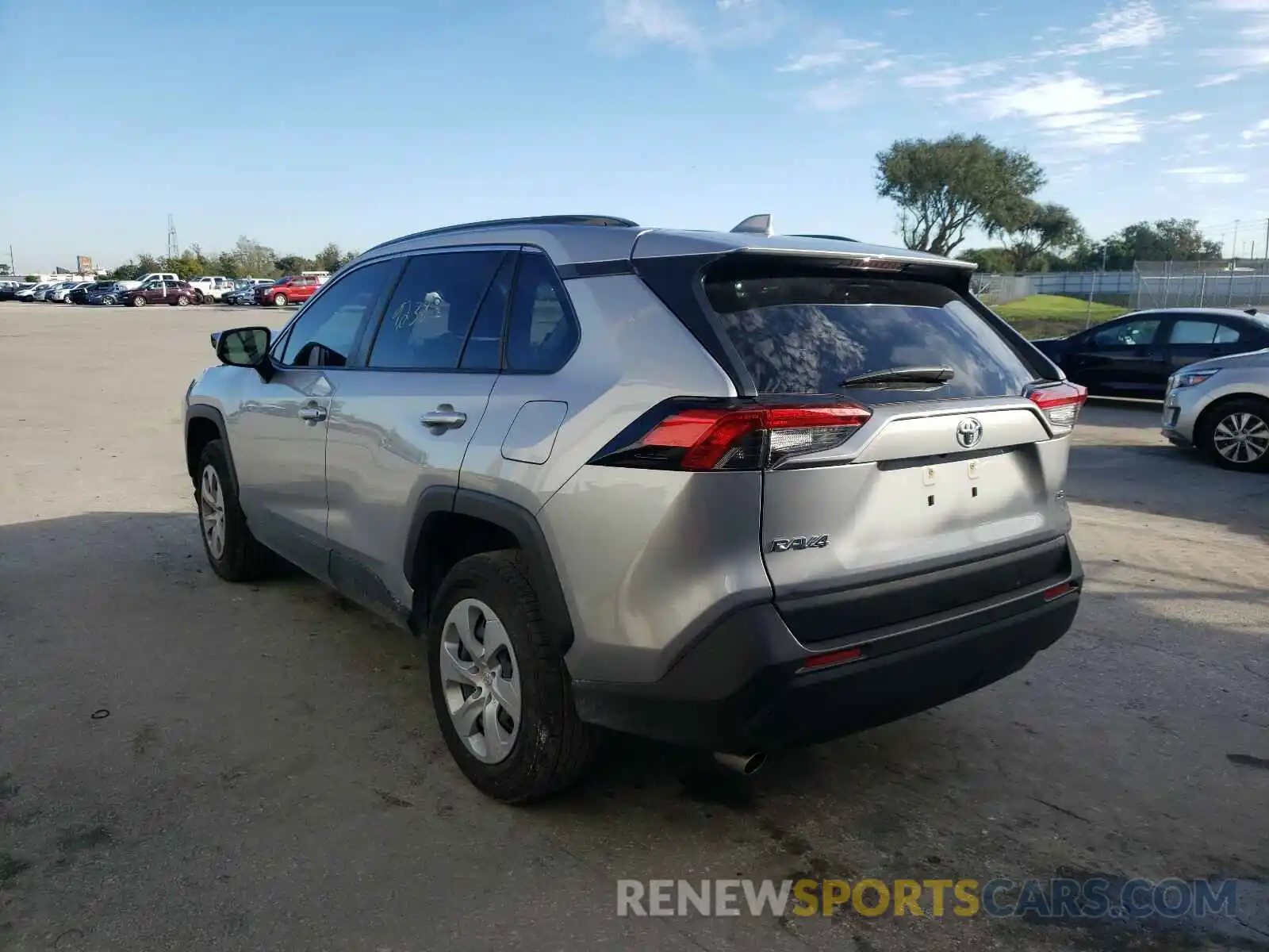 3 Photograph of a damaged car JTMH1RFV7LD050799 TOYOTA RAV4 2020