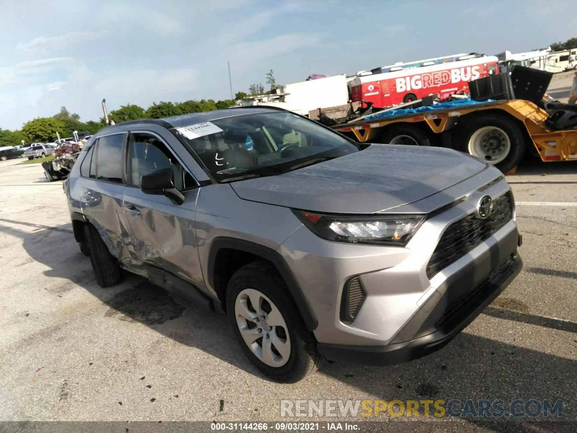 1 Photograph of a damaged car JTMH1RFV8LD050407 TOYOTA RAV4 2020