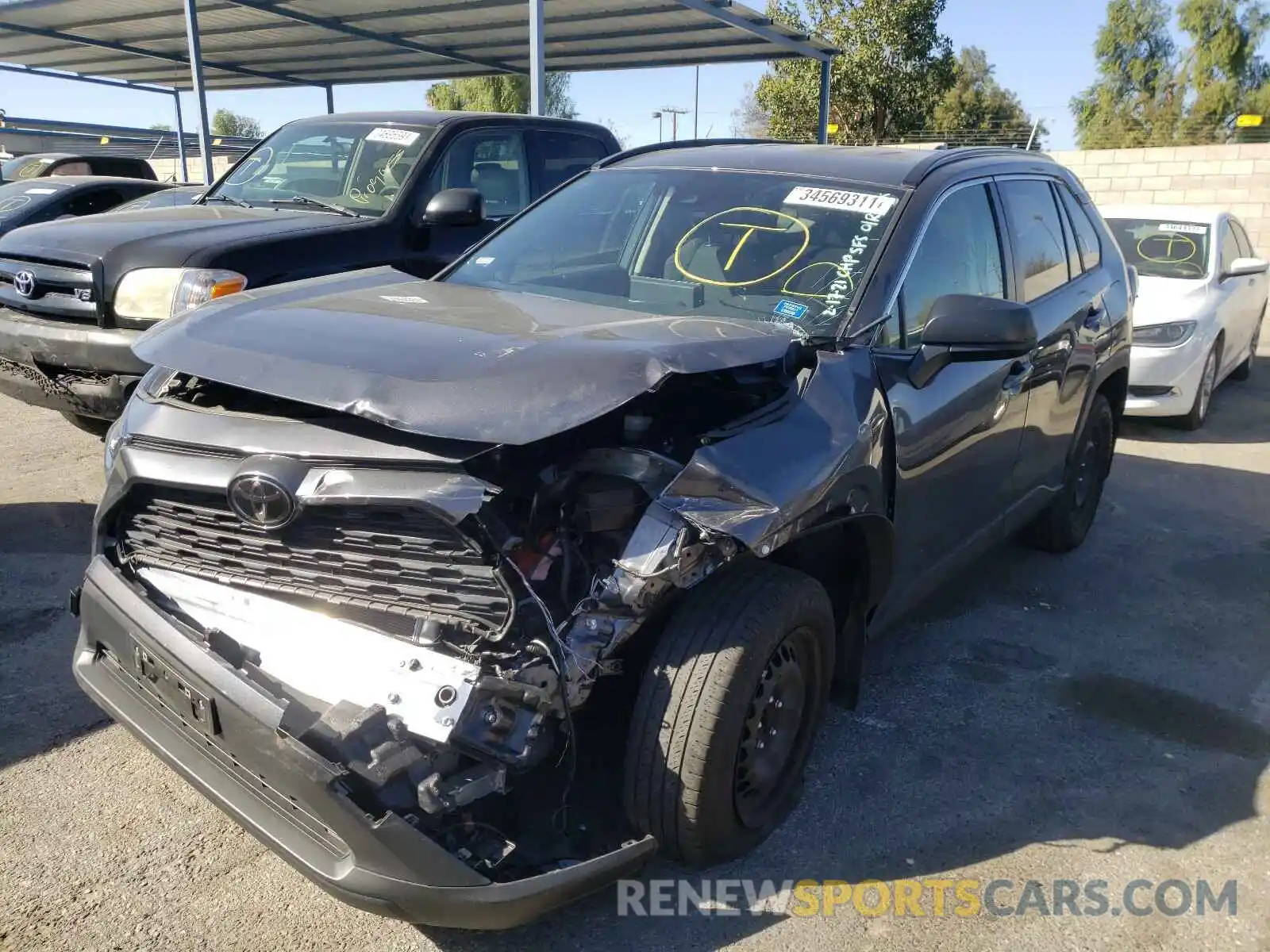 2 Photograph of a damaged car JTMH1RFV8LD050813 TOYOTA RAV4 2020