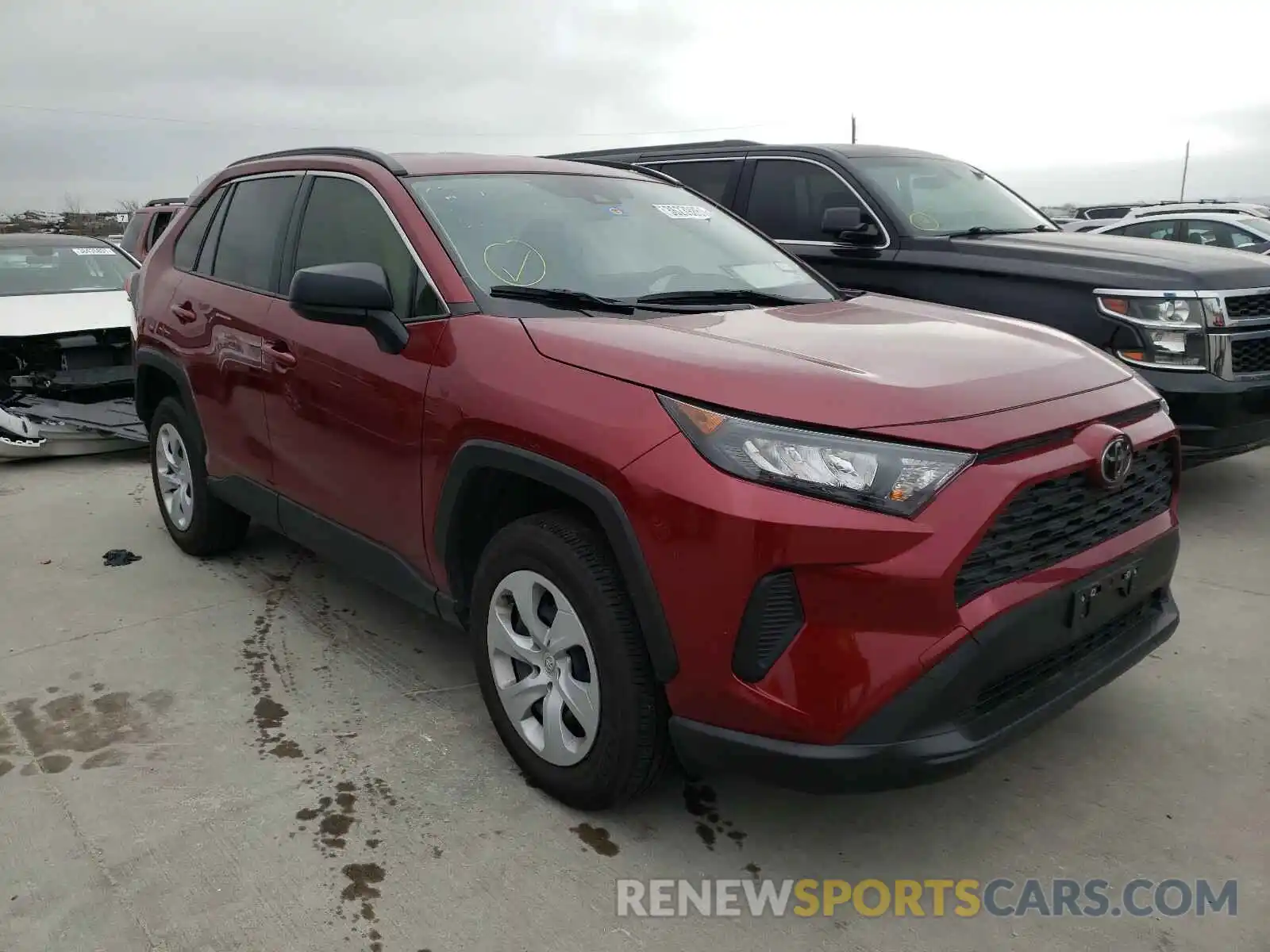 1 Photograph of a damaged car JTMH1RFV8LD518216 TOYOTA RAV4 2020