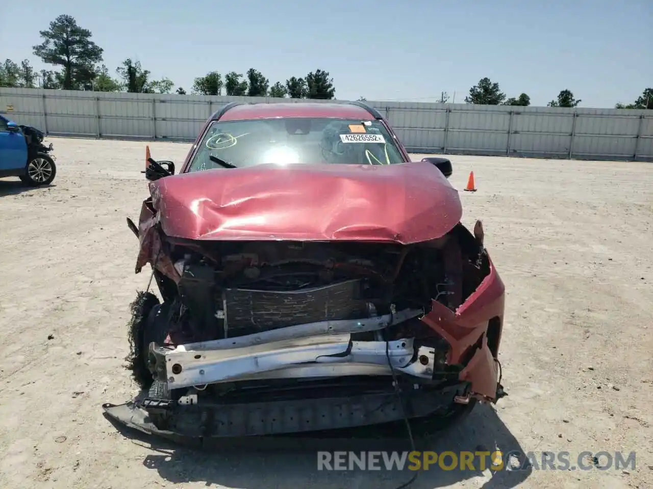 9 Photograph of a damaged car JTMH1RFV9LD049119 TOYOTA RAV4 2020