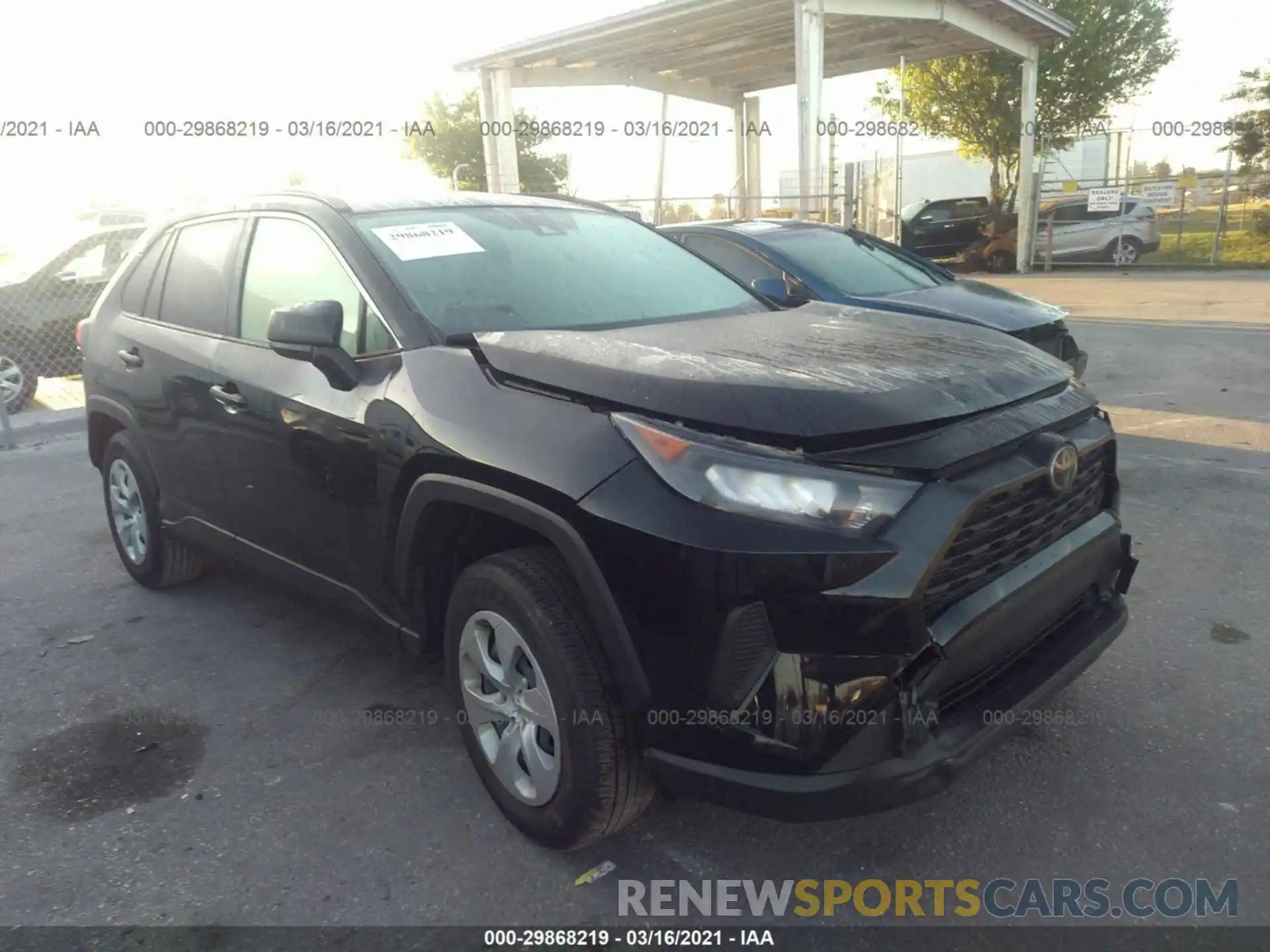 1 Photograph of a damaged car JTMH1RFV9LD051758 TOYOTA RAV4 2020