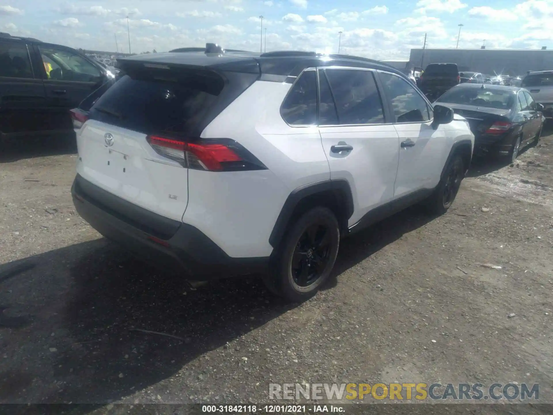 4 Photograph of a damaged car JTMH1RFV9LD053882 TOYOTA RAV4 2020