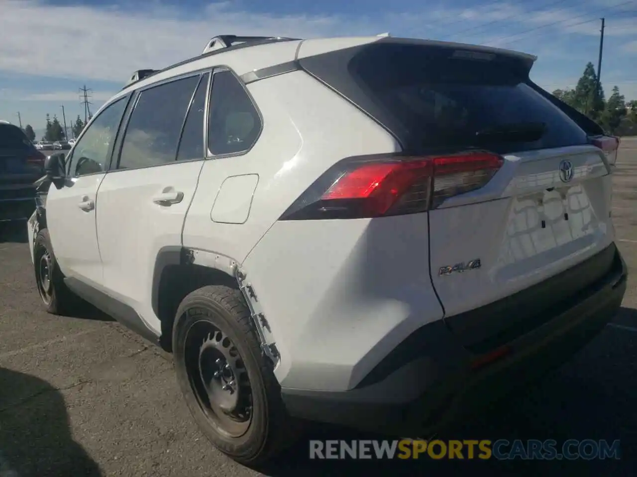 3 Photograph of a damaged car JTMH1RFV9LD054577 TOYOTA RAV4 2020