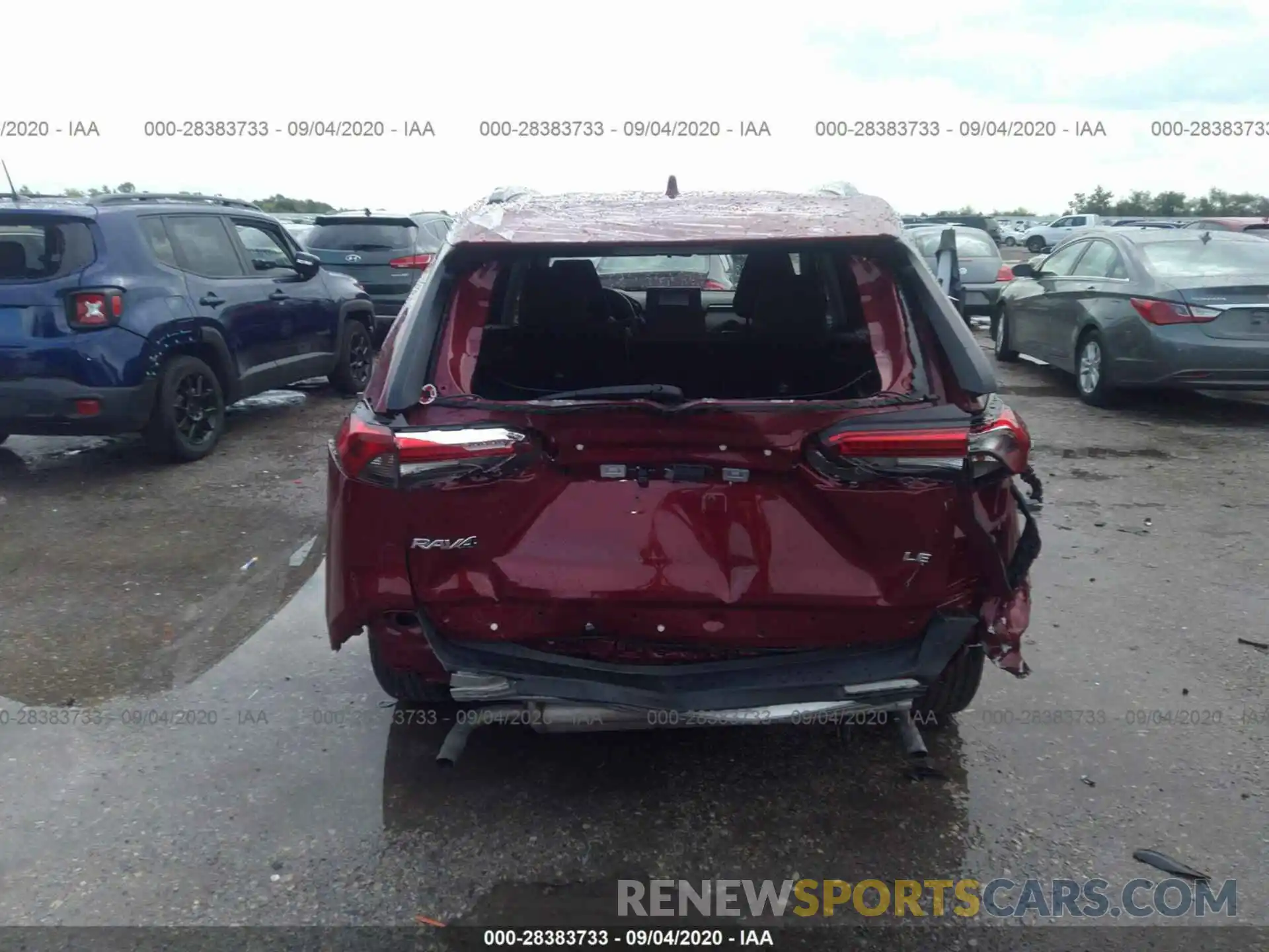 6 Photograph of a damaged car JTMH1RFVXLD045032 TOYOTA RAV4 2020