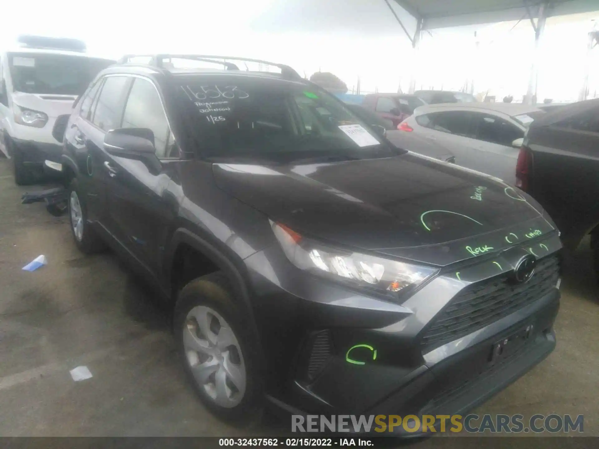 1 Photograph of a damaged car JTMK1RFV2LD060565 TOYOTA RAV4 2020