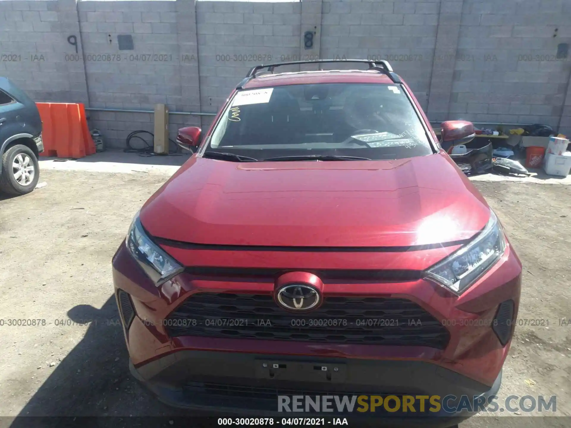 6 Photograph of a damaged car JTMK1RFV8LD059582 TOYOTA RAV4 2020