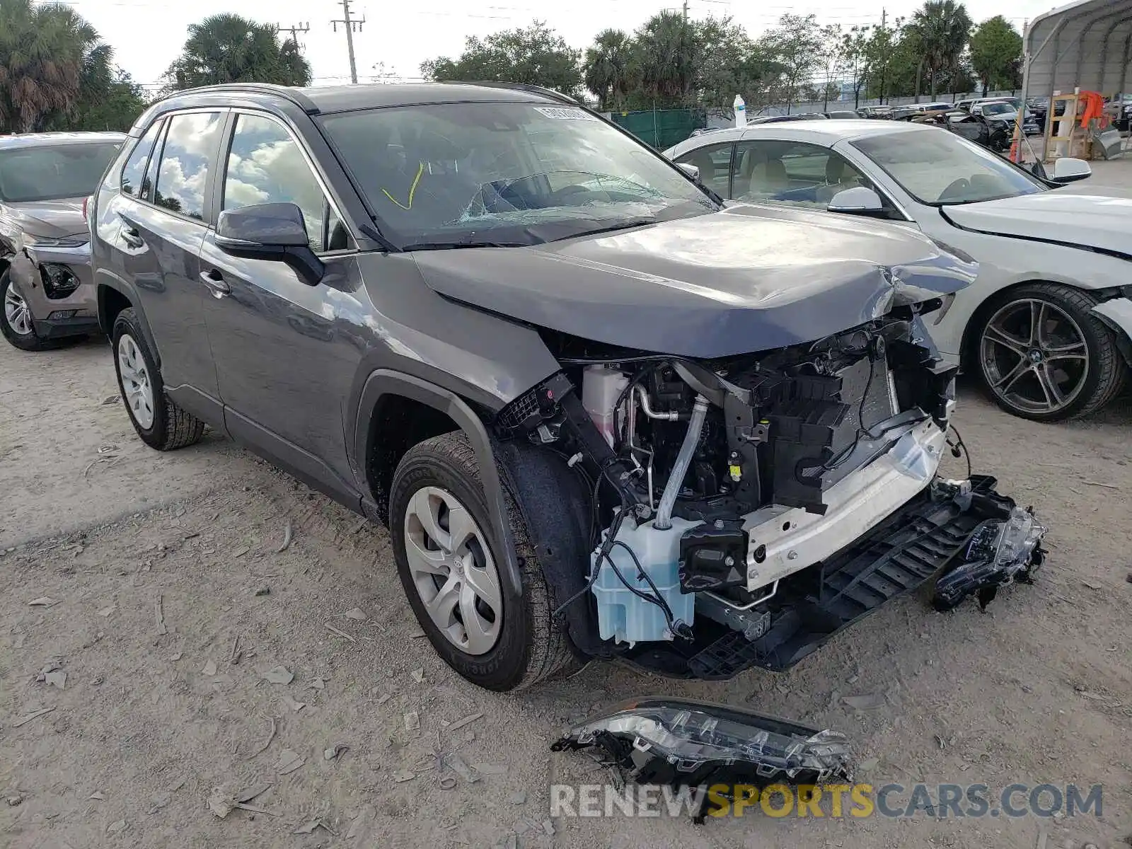 1 Photograph of a damaged car JTMK1RFVXLD046025 TOYOTA RAV4 2020