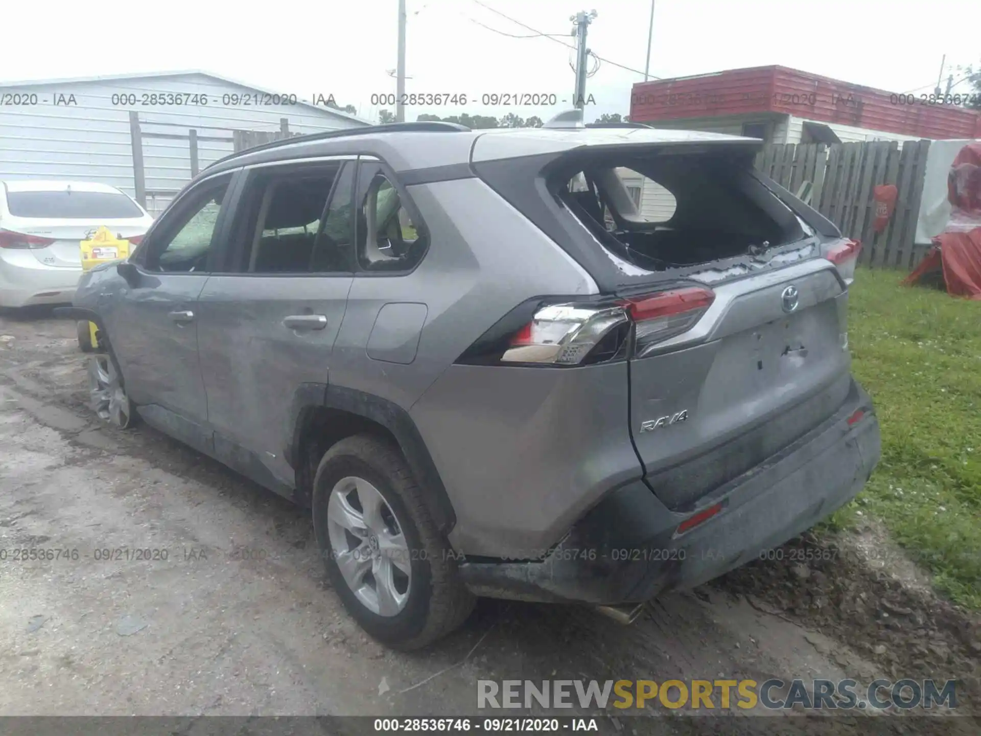 3 Photograph of a damaged car JTML6RFV5LD003069 TOYOTA RAV4 2020