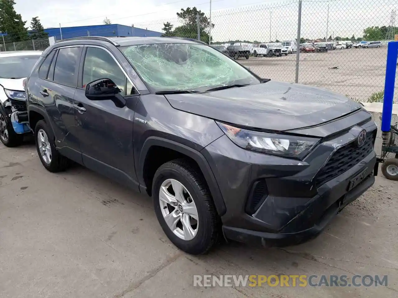 1 Photograph of a damaged car JTML6RFV5LD005257 TOYOTA RAV4 2020