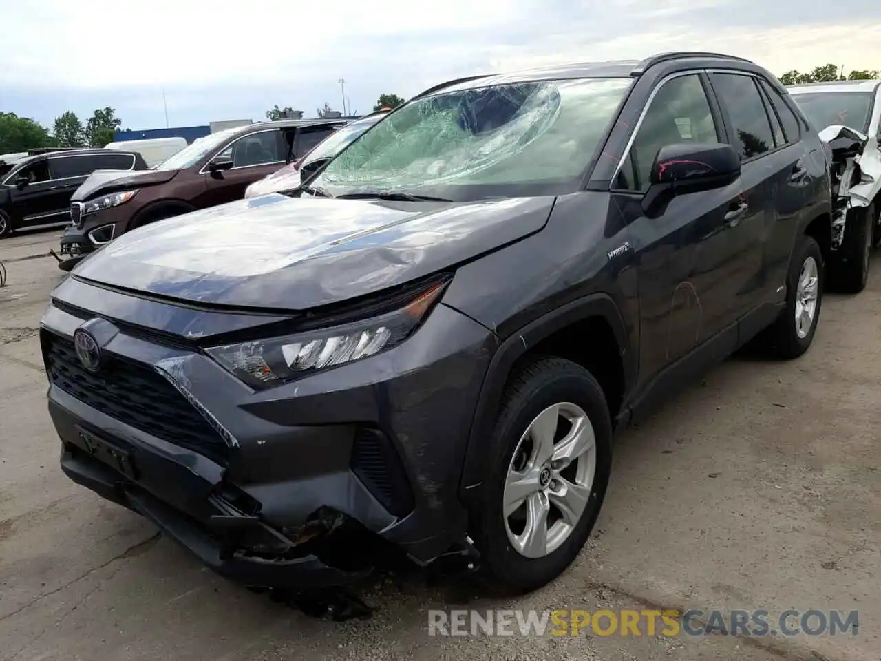 2 Photograph of a damaged car JTML6RFV5LD005257 TOYOTA RAV4 2020