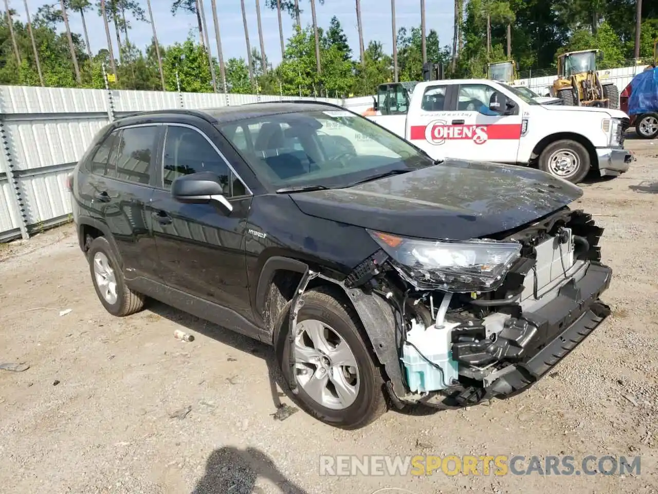 1 Photograph of a damaged car JTML6RFVXLD004217 TOYOTA RAV4 2020