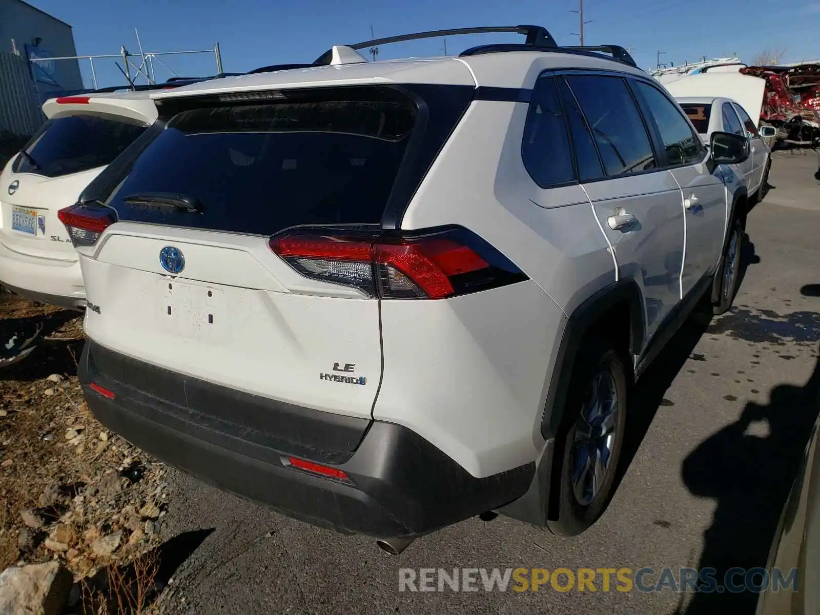 4 Photograph of a damaged car JTMLWRFV3LD546615 TOYOTA RAV4 2020