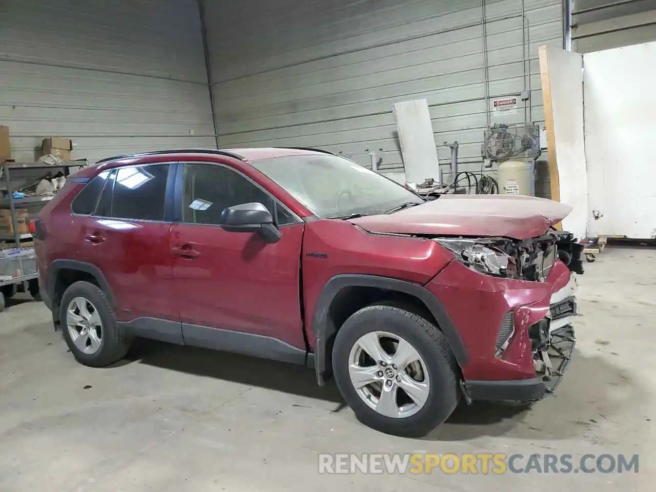 4 Photograph of a damaged car JTMLWRFV4LD070794 TOYOTA RAV4 2020