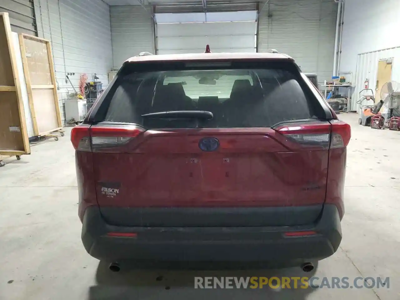 6 Photograph of a damaged car JTMLWRFV4LD070794 TOYOTA RAV4 2020