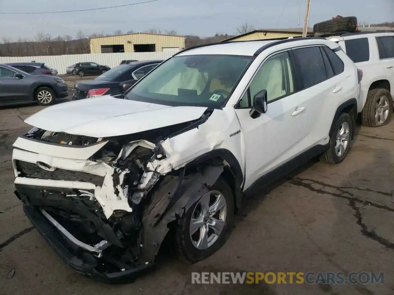 2 Photograph of a damaged car JTMLWRFV4LD549233 TOYOTA RAV4 2020