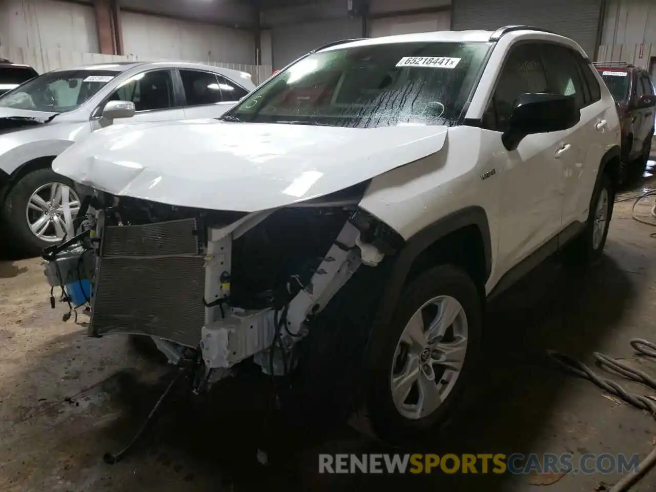 2 Photograph of a damaged car JTMLWRFV8LD044523 TOYOTA RAV4 2020