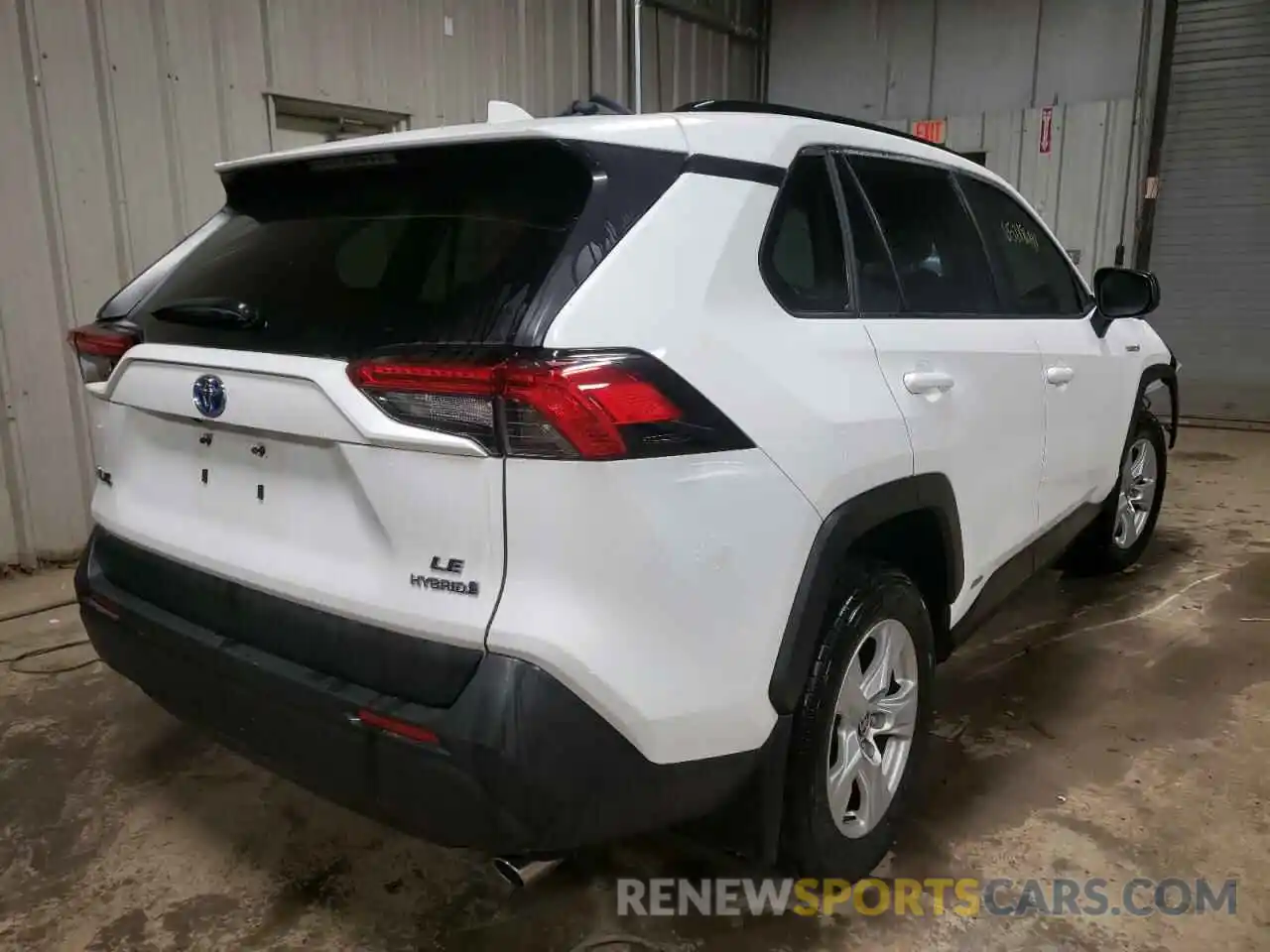 4 Photograph of a damaged car JTMLWRFV8LD044523 TOYOTA RAV4 2020