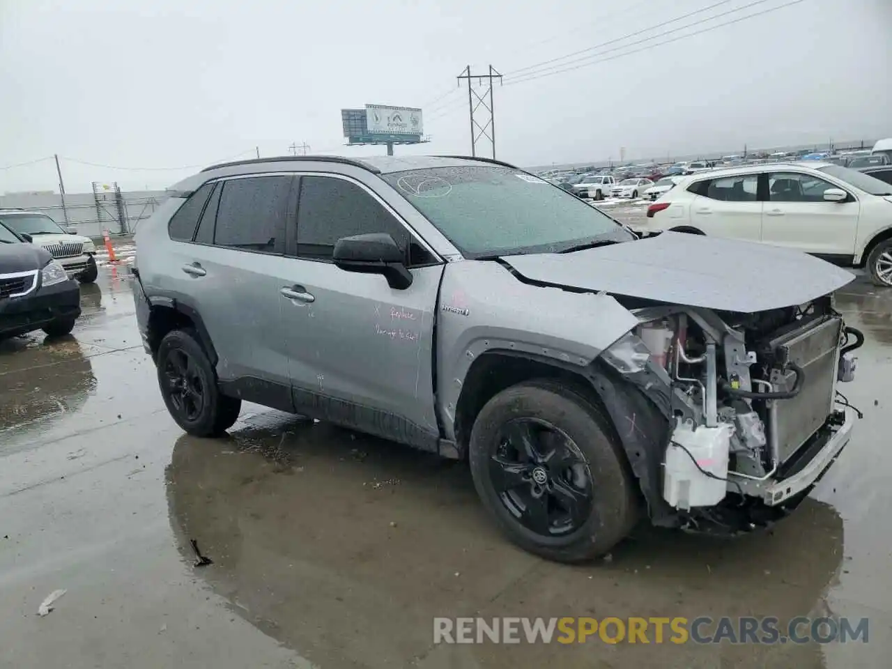 4 Photograph of a damaged car JTMLWRFV8LD071978 TOYOTA RAV4 2020