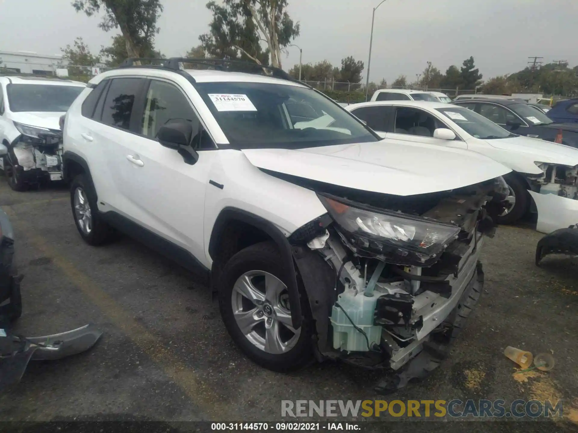 1 Photograph of a damaged car JTMLWRFV8LD533729 TOYOTA RAV4 2020