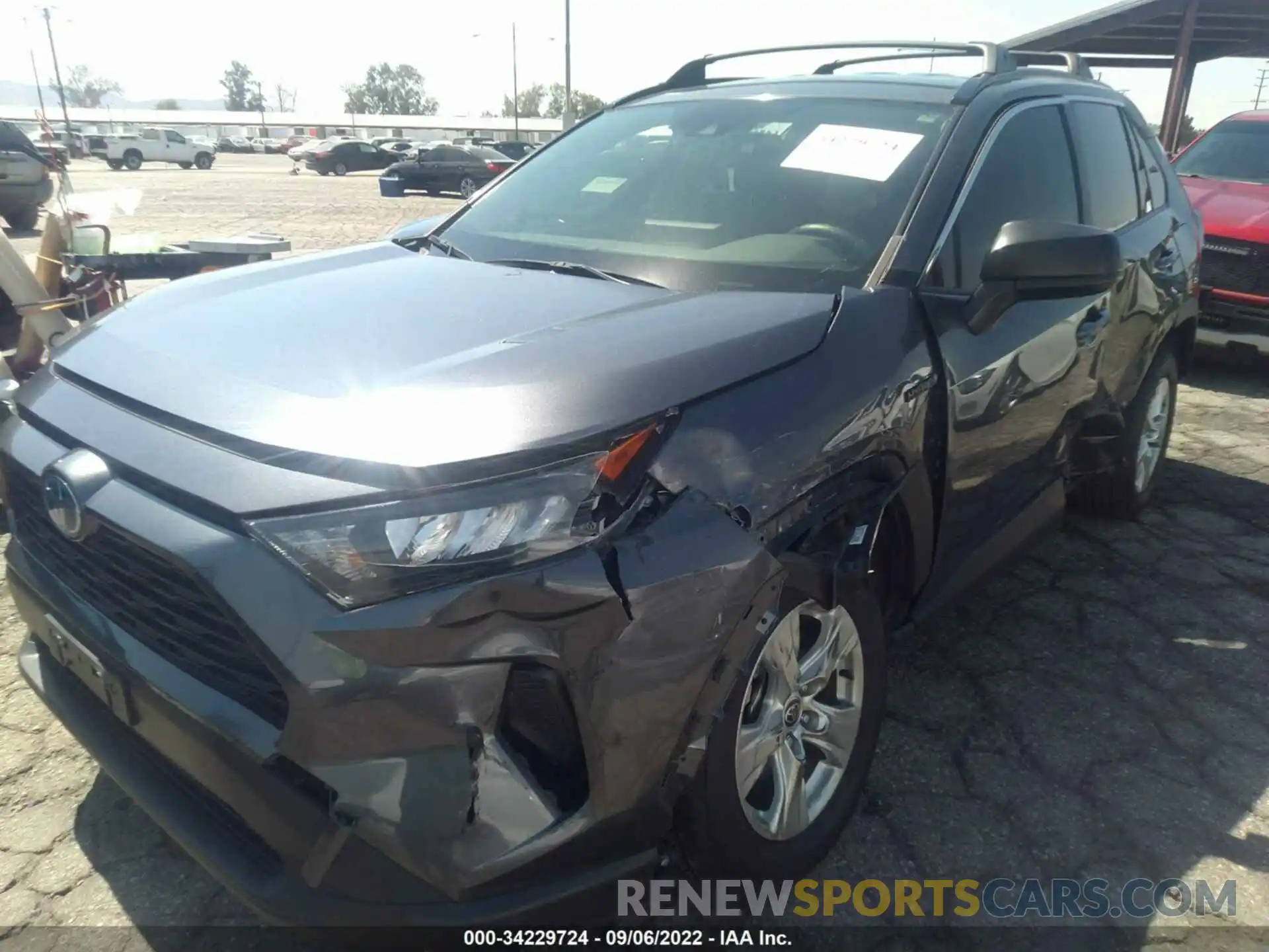 6 Photograph of a damaged car JTMLWRFV9LD069415 TOYOTA RAV4 2020