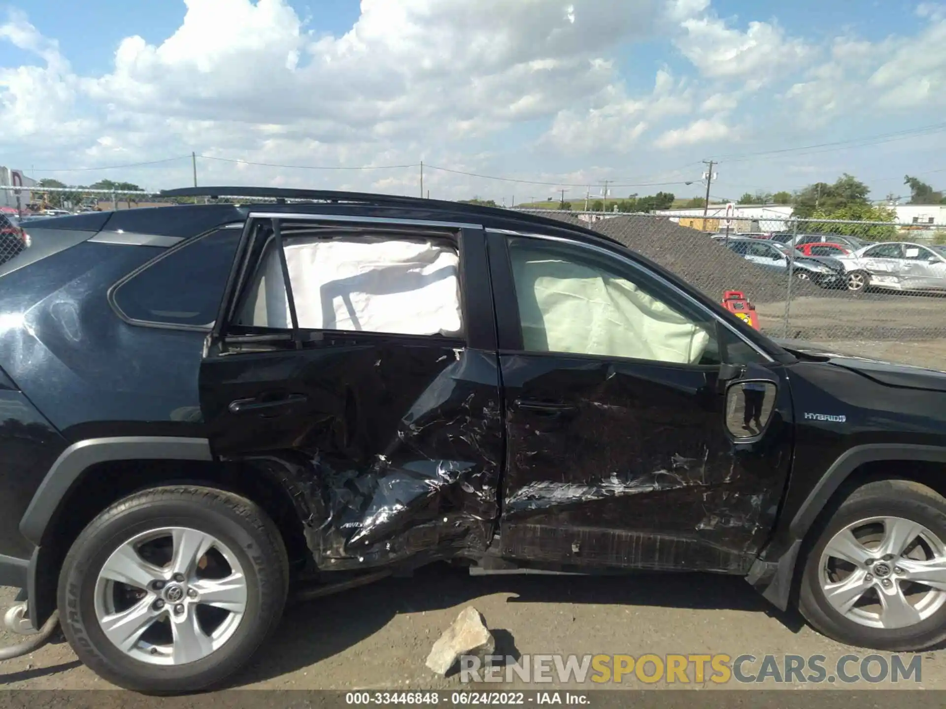 6 Photograph of a damaged car JTMLWRFV9LD534856 TOYOTA RAV4 2020