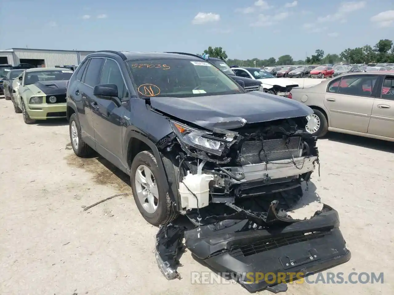 1 Photograph of a damaged car JTMLWRFVXLD529035 TOYOTA RAV4 2020