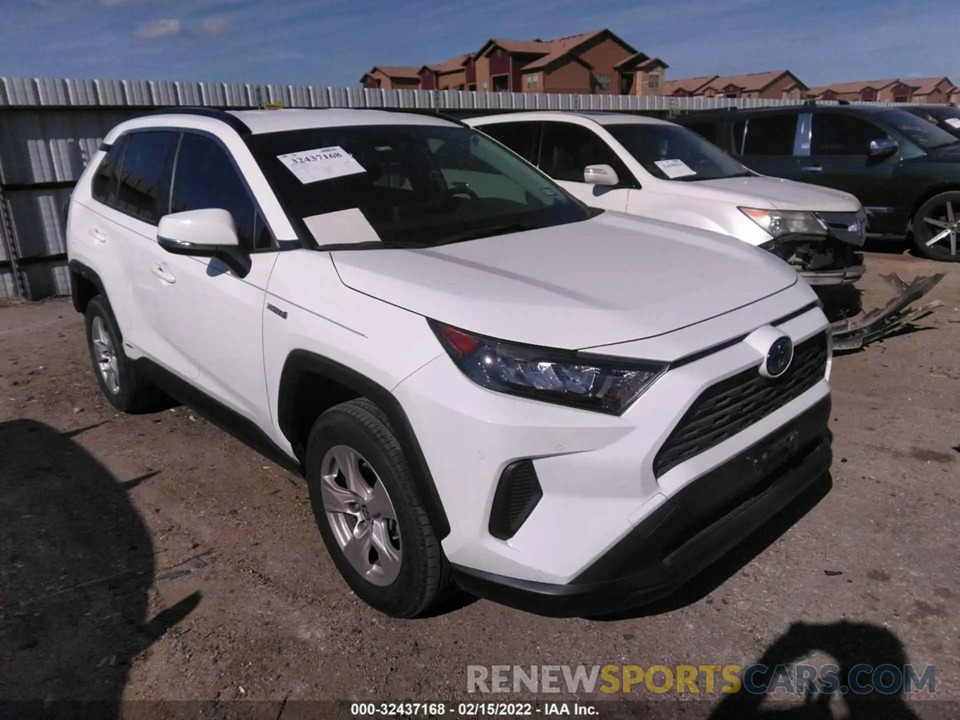 1 Фотография поврежденного автомобиля JTMM6RFV0LD001198 TOYOTA RAV4 2020