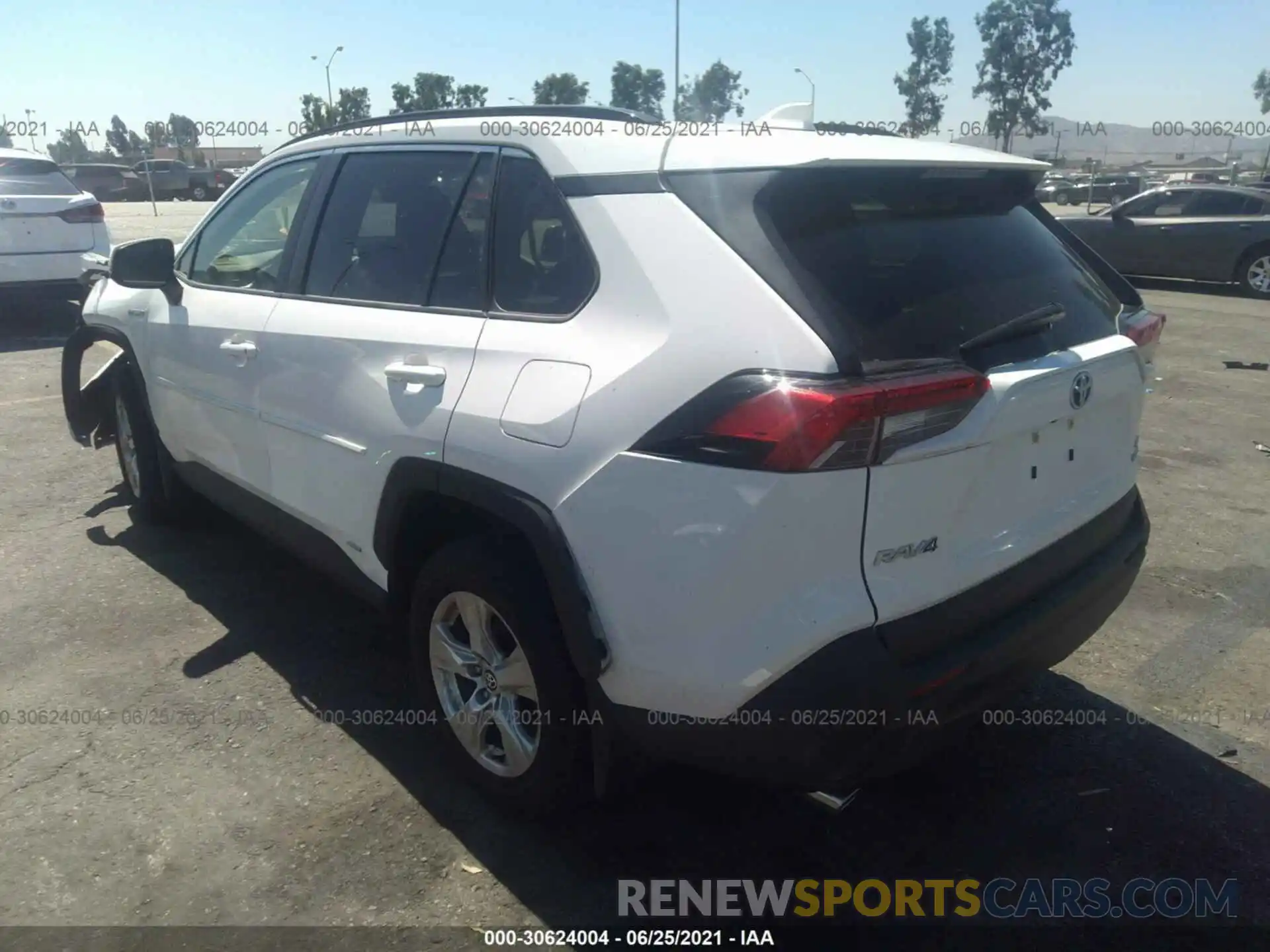 3 Photograph of a damaged car JTMMWRFV0LD073311 TOYOTA RAV4 2020