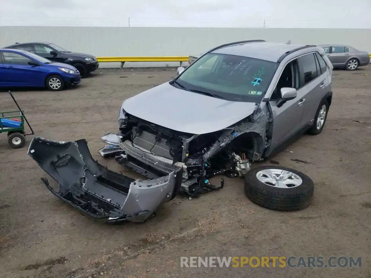 2 Photograph of a damaged car JTMMWRFV1LD055593 TOYOTA RAV4 2020